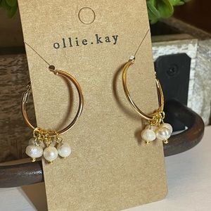 Gold pearl hoop earrings